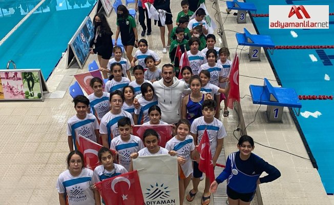 Başkan Kılınç, yüzmede dereceye giren sporcuları kutladı
