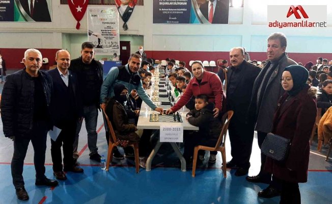 Besni’de satranç turnuvası düzenlendi