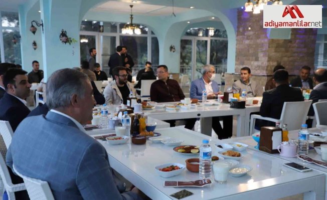 Kahta Belediyesi kurum amirlerine iftar programı düzenlendi
