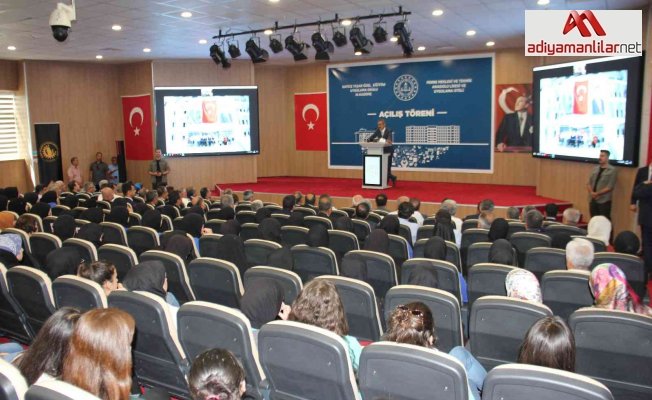 Milli Eğitim Bakanı Özer, son 20 yıldaki okullaşma oranına dikkat çekti