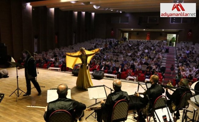 “Asya’dan Avrupa’ya” Türk Dünyası Müzik Topluluğu konseri düzenlendi