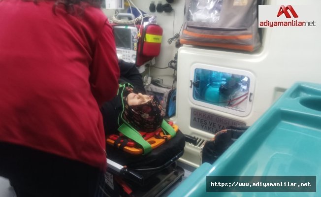 Adıyaman'da minibüsten düşen kadın yaralandı