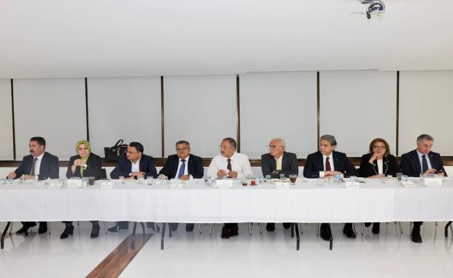 Başkan Kılınç, belediye başkanları istişare ve değerlendirme toplantısına katıldı