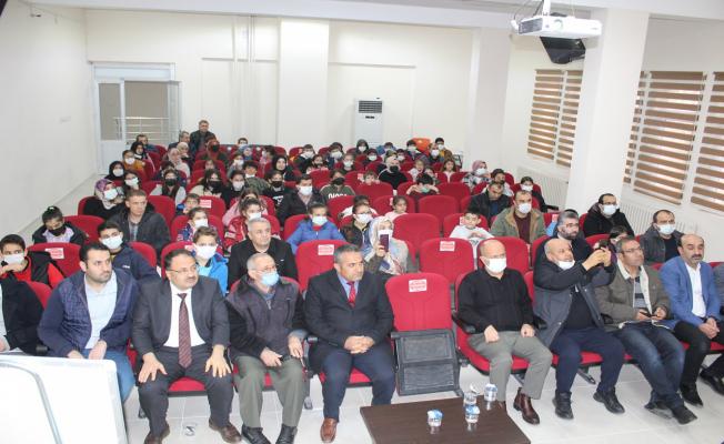 Kahta'da 'Öğrenme ve Öğrenme Süreçleri' konulu konferans