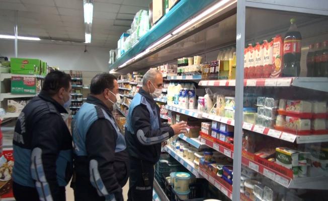 Malatya Büyükşehir Zabıta ekiplerinden gıda ve etiket denetimi