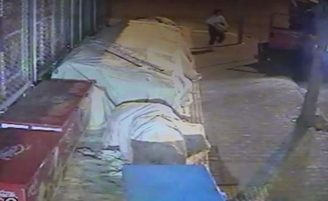 Patates hırsızlığı güvenlik kameralarına yansıdı - Videolu Haber 